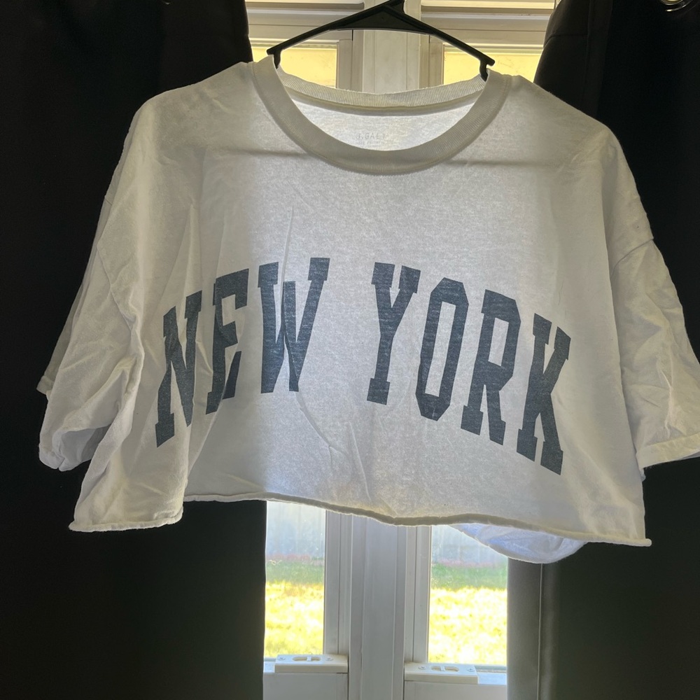 White Graphic Crop Top